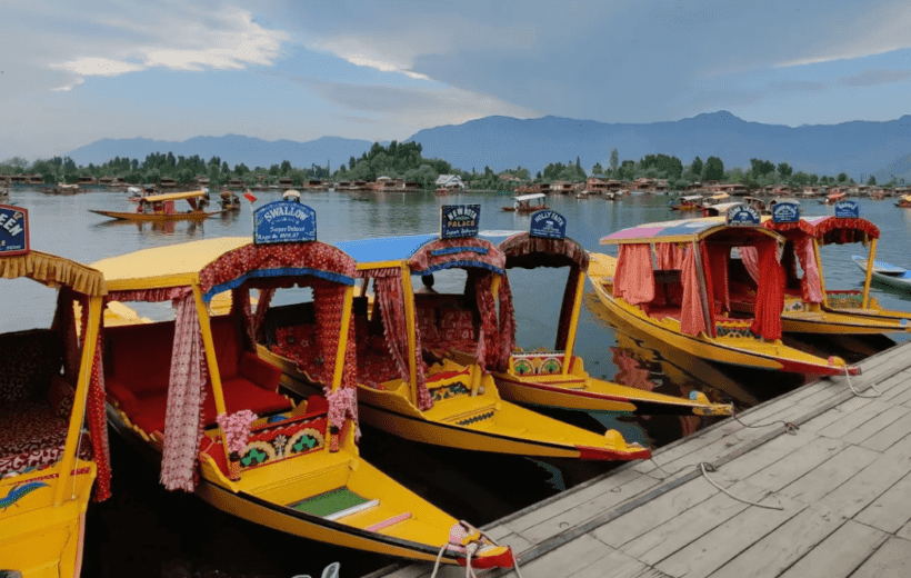 5D4N KASHMIR WITH DELHI (PRIVATE TOUR)