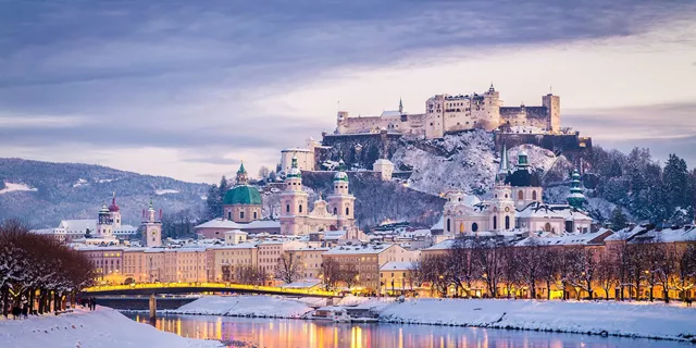 CHRISTMAS MARKETS OF AUSTRIA AND BAVARIA (CLASSIC GROUP)