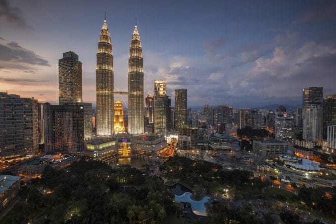 kuala lumpur twin tower city lights 1283140