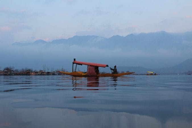 shikara kashmir srinagar dallake 7390155